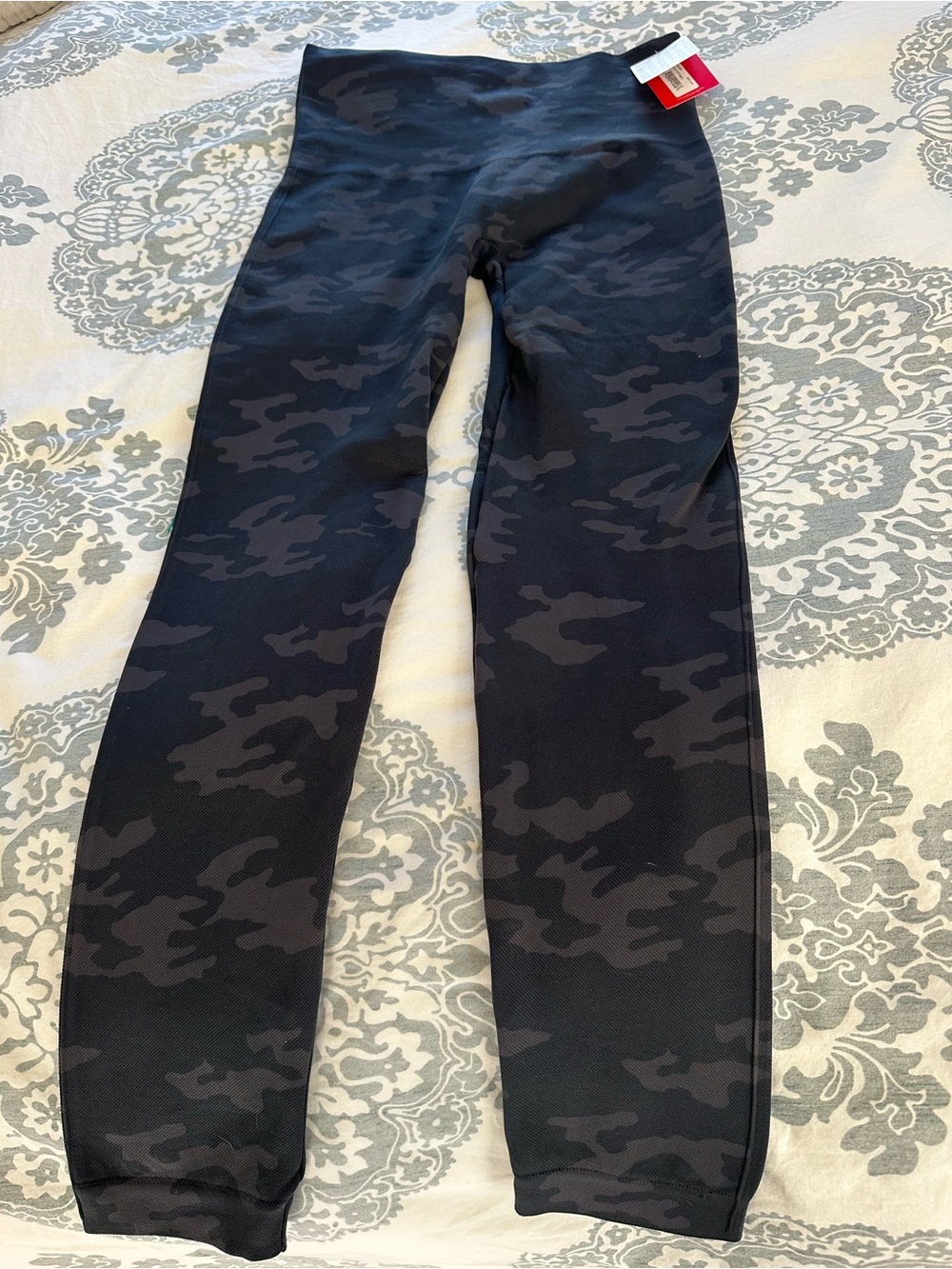 SPANX Black Ribbed High-Waist Leggings with Subtle Camo